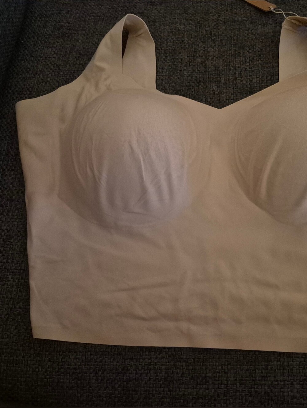 Skims Naked Plunge Tank Bra In Sand - Picture 2 of 4